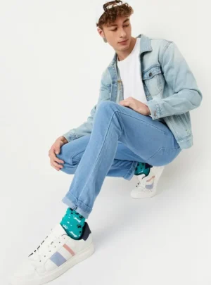 Pacific Blue – Slim Tapered Light Wash Jeans